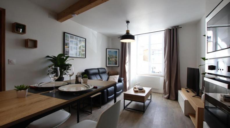 Le Saint Pierre Quartier Historique D'Oloron Sainte Marie Lejlighed Eksteriør billede
